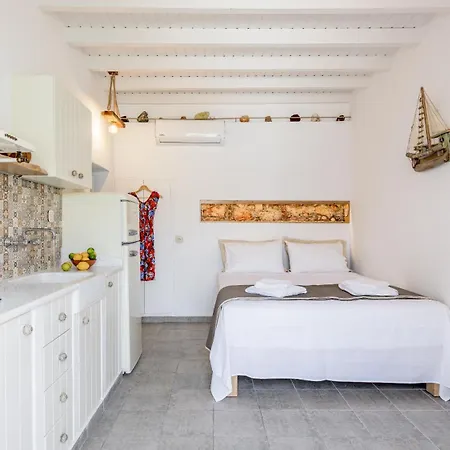 Giasemi Boathouse Firopotamos